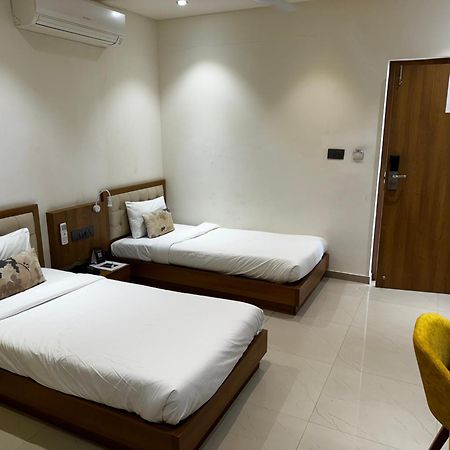 Siara Styles Amba Suites, 간디나가르 외부 사진